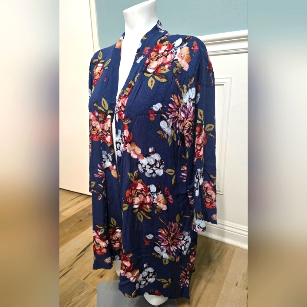 Pink Clover Navy Floral Kimono
